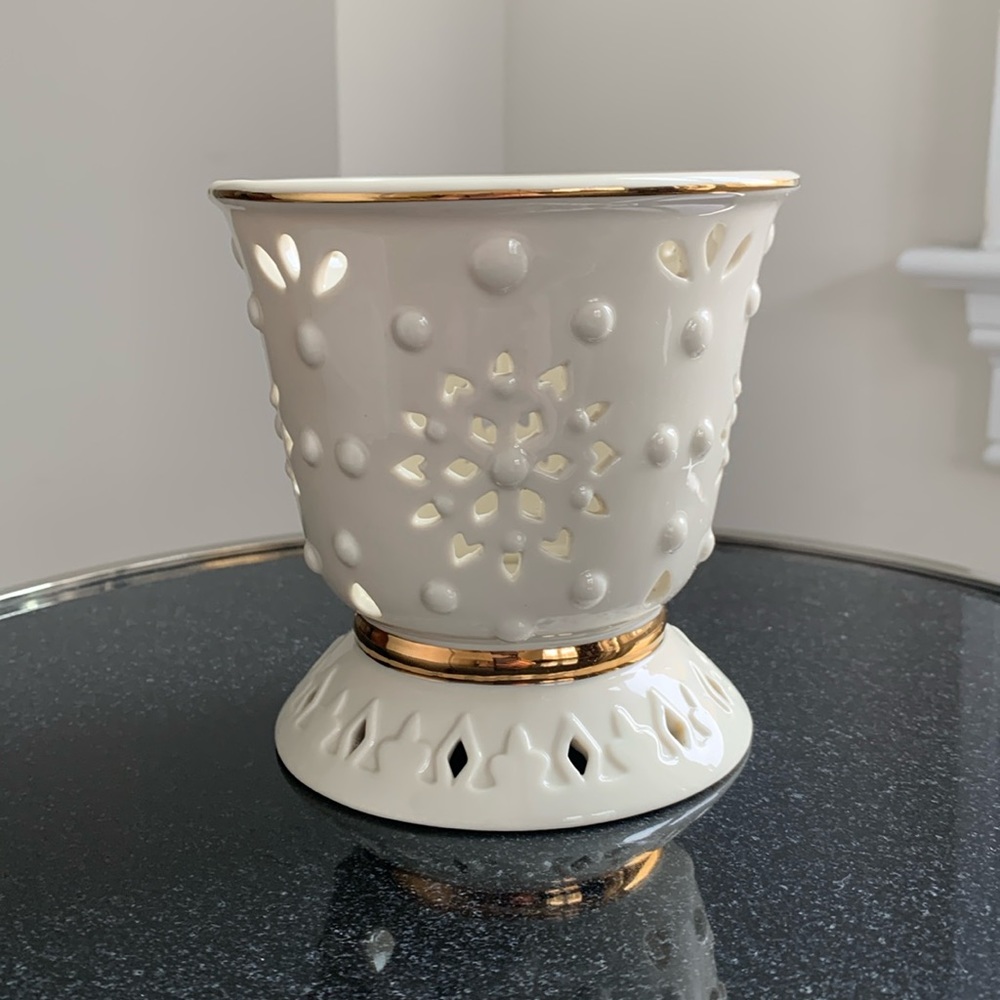Lenox Snowflake Tealight Votive Candle Holder